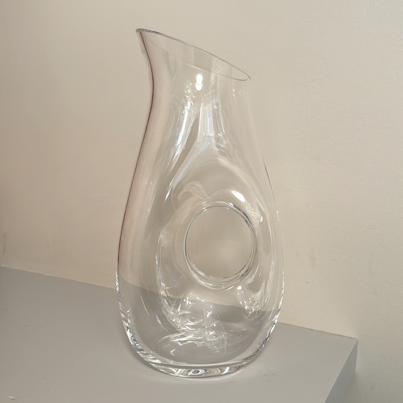 🍋HOST PICK🍋 Ona Large Glass Pitcher from Crate and Barrel - Picture 5 of 9